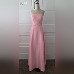 Light Pink Chiffon A-line Prom/Bridesmaid Dress